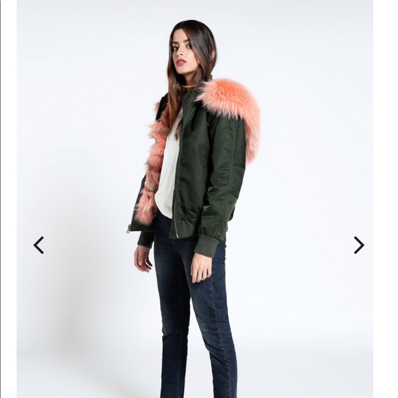 MR&MRS Italy New York Bomber Jacket with Fox Fur - Picture 2 of 6